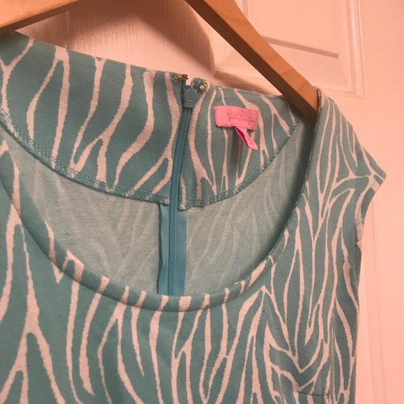 Lilly Pulitzer Dresses & Skirts - Lilly Pulitzer Aqua Print Dress